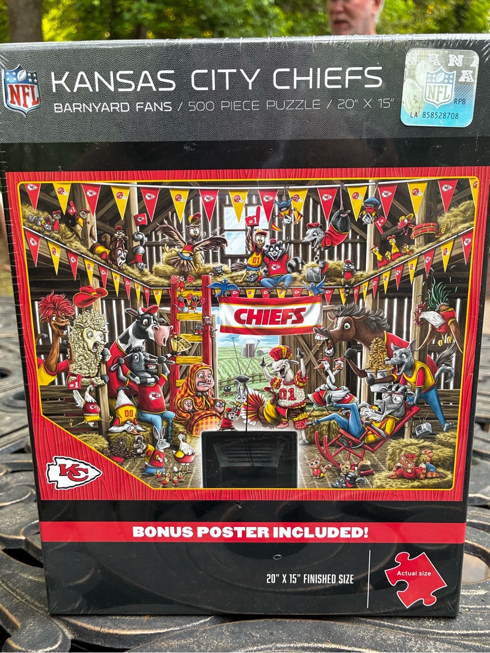 NFL Kansas City Chiefs Barnyard Fans 500 pc puzzle Youthefan Games/Puzzles Kids